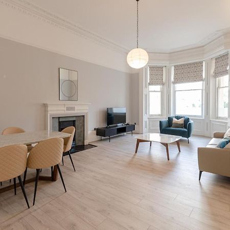 Kensington 2 Bed 2 Bath Apartment For 5 Guests Лондон Екстериор снимка